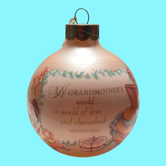 Vtg 1992 Grandmother Christmas Glass Ball Hallmark Christmas Ornament - Picture 3 of 9